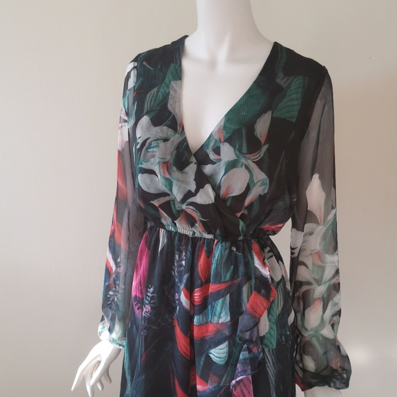 Asymmetrical Maxi Dress - Picture 6 of 11